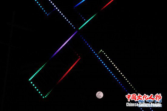 （社会）（13）“超级月亮”遇佳节 元宵满月更“圆满”