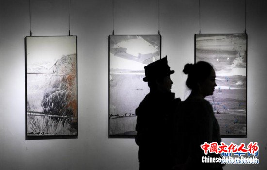 （新春走基层·图片故事）（5）探访转型期的“中国油画第一村”