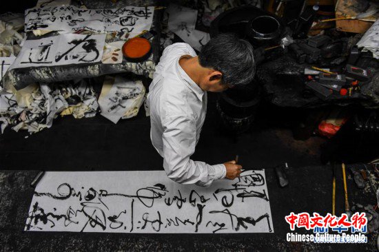 （新春走基层·图片故事）（2）探访转型期的“中国油画第一村”